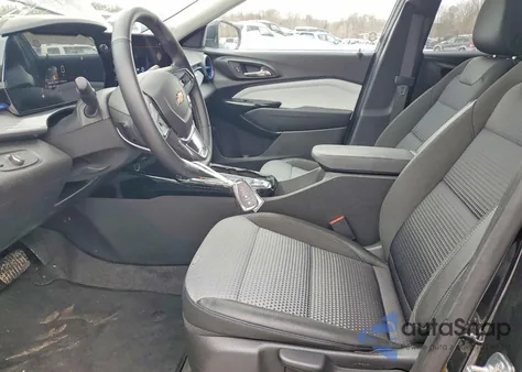 2025 Chevrolet Trax 1Lt z USA, uszkodzony, nr VIN KL77LHEP3SC231595